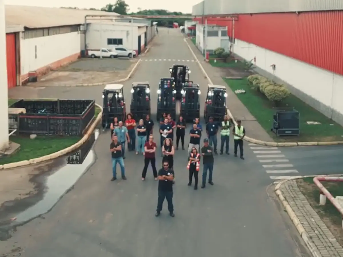 Do pátio para a timeline: vídeo da NSA Logística ultrapassa 2 milhões de visualizações e mostra a força de uma equipe que trabalha na mesma batida